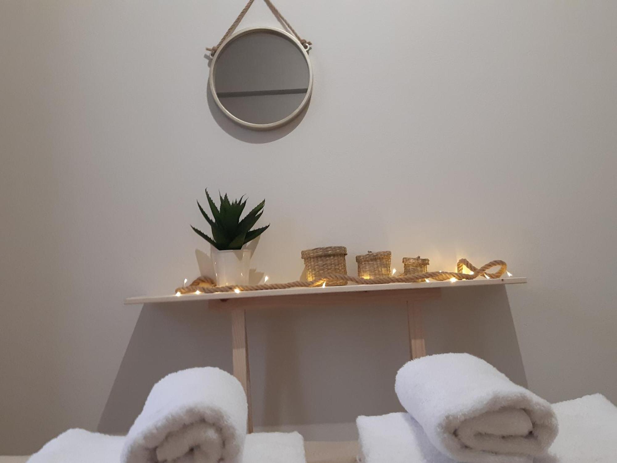 Apartamento Delphic Moments - Sunny App 3Br, 2Ba With View Exterior foto